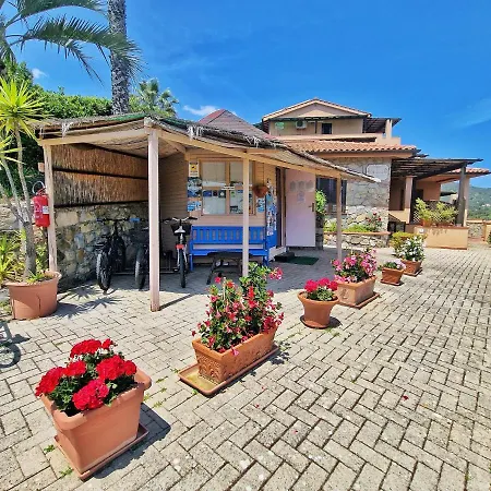 Ξενοδοχείο με διαμερίσματα Al Barcoco Marina di Campo